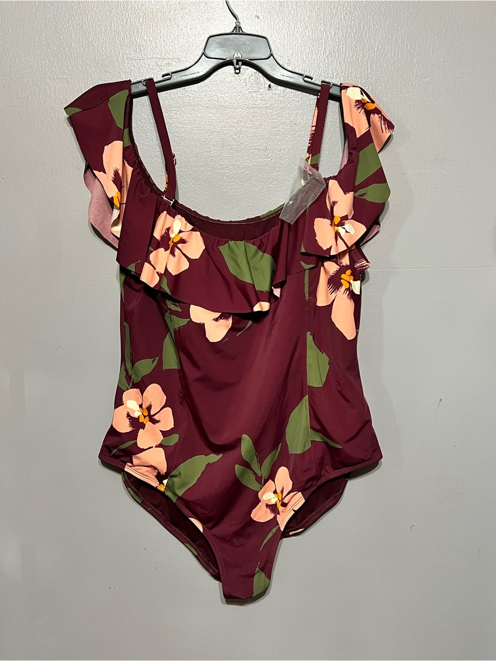 EVRI Floral Strappy Off-the-Shoulder Ruffled One Piece Swimsuit 3X Burgundy Plus